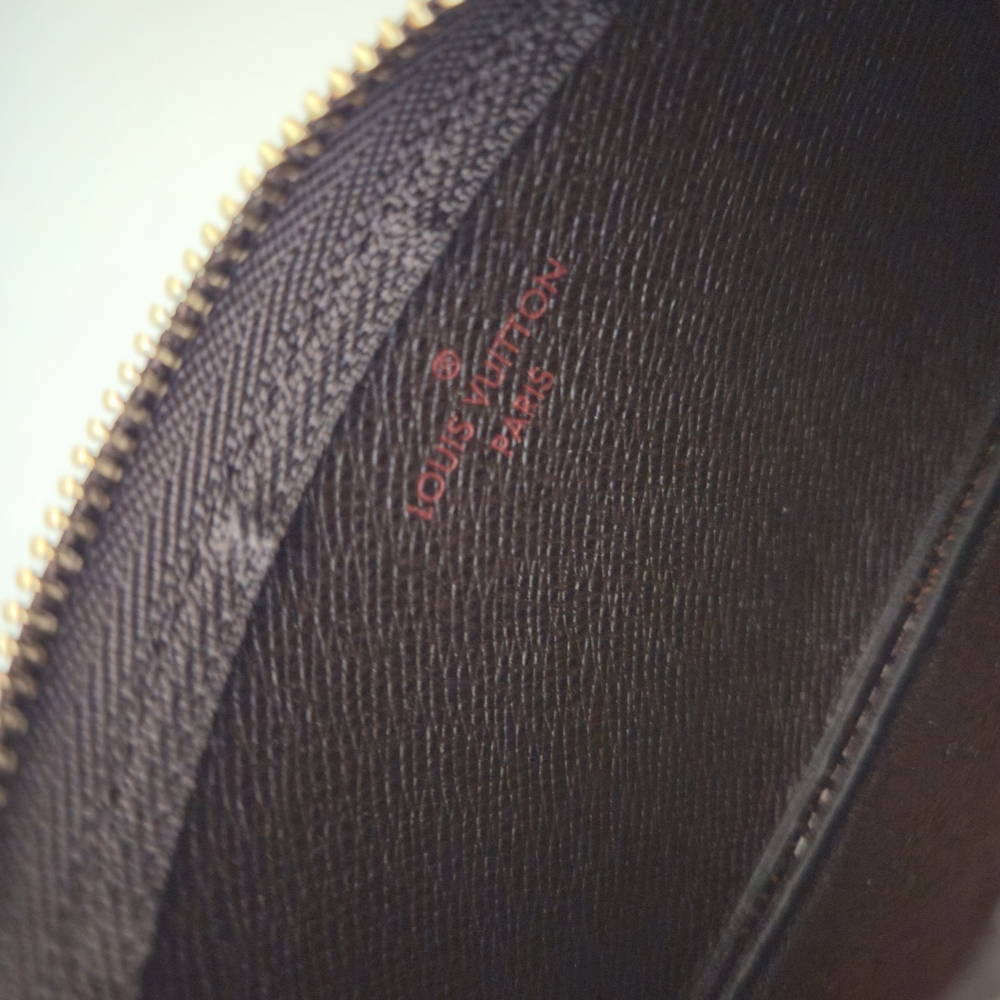 Louis Vuitton Damier Ebene Key Pouch - Picture 6 of 6
